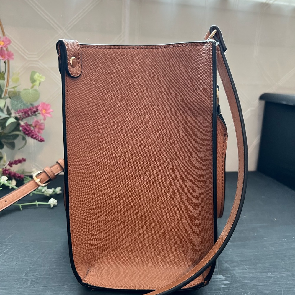 ALDO Floral Tiger Print Tote|Purse with Tan Trim - Picture 4 of 9